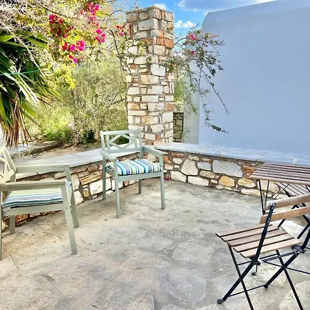 Ferienhaus Paros Front House