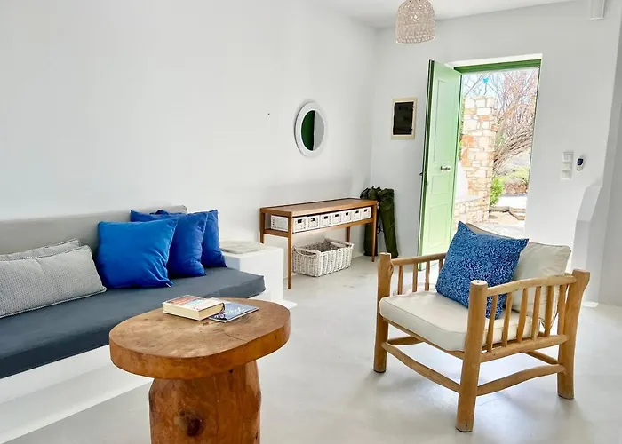 Paros Front House Nyaraló *