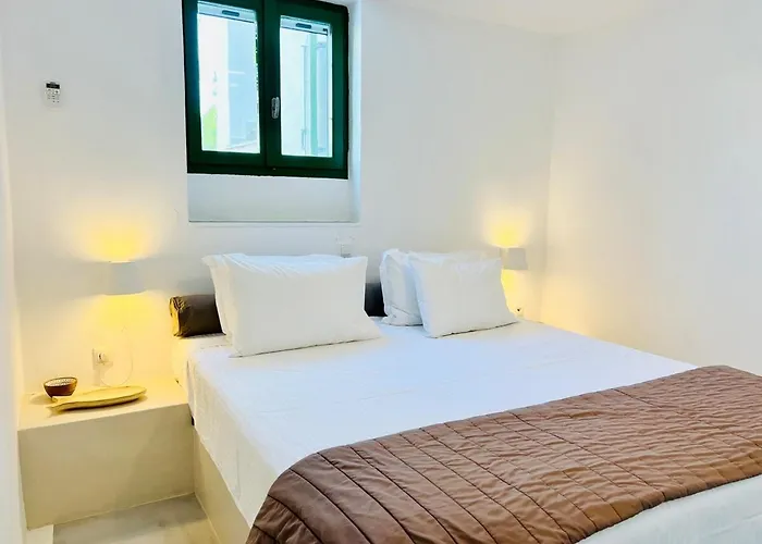 Paros Front House Nyaraló *