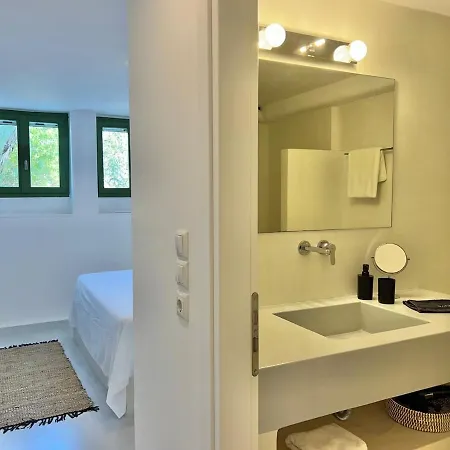 Holiday home Paros Front House