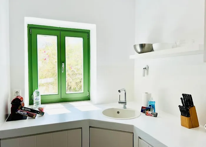 Сasa de vacaciones Paros Front House