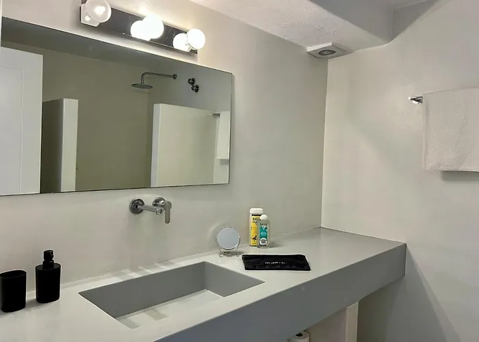 Сasa de vacaciones Paros Front House