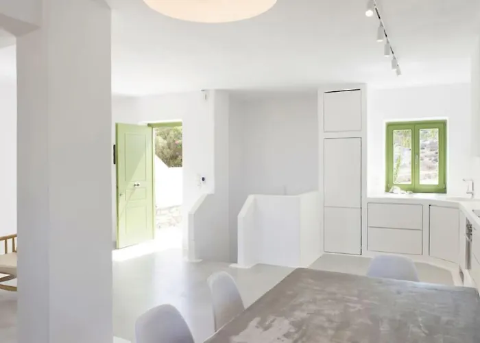 Сasa de vacaciones Paros Front House *